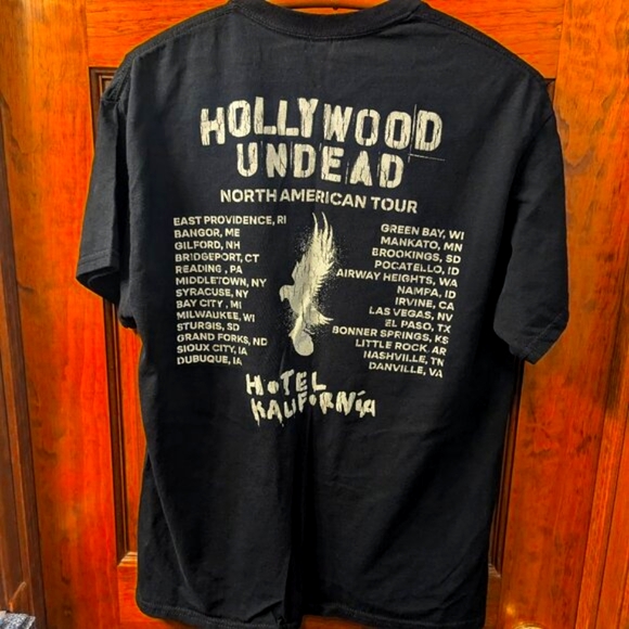 Hollywood Undead Hotel Kalifornia Collectible Tour T-Shirt. Size: Large - Picture 3 of 7